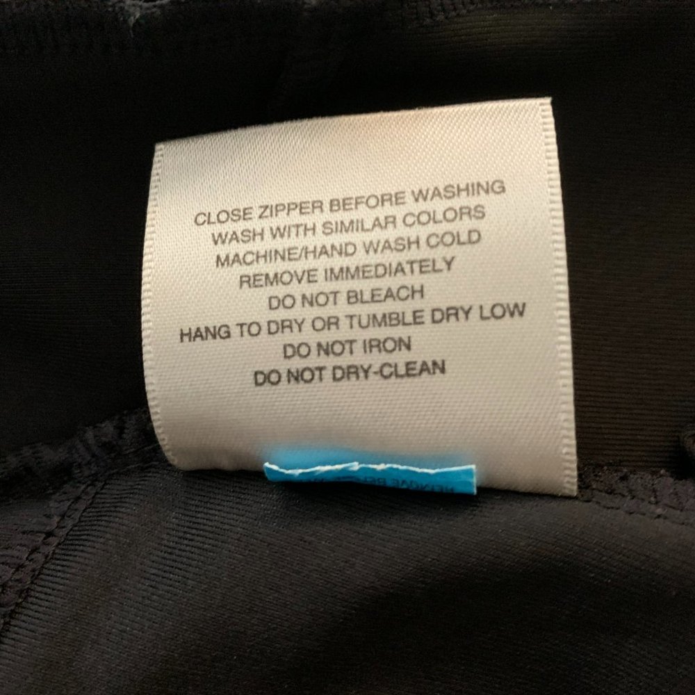 MONDETTA slim fit zip up Black Athletic Jacket Size S. In Like new condition - Picture 11 of 13